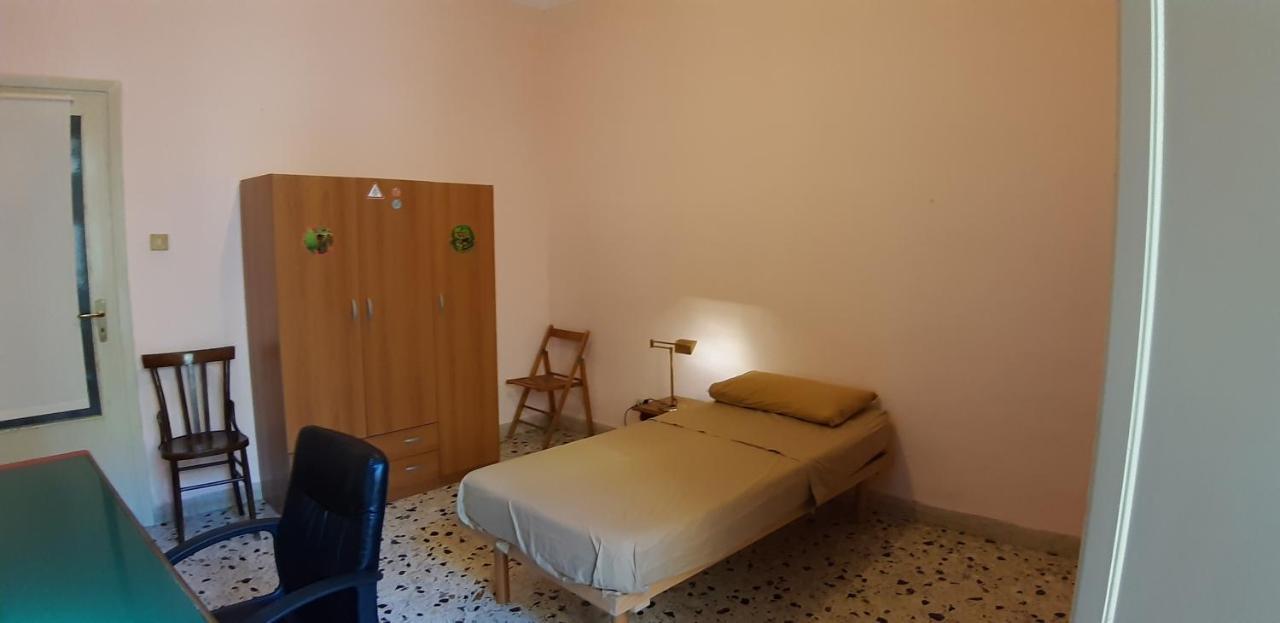 Stanza Privata In Appartamento Per Smart Working, Digital Nomads O Coliving Palermo Exterior photo