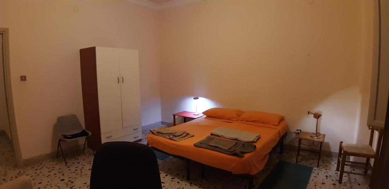 Stanza Privata In Appartamento Per Smart Working, Digital Nomads O Coliving Palermo Exterior photo